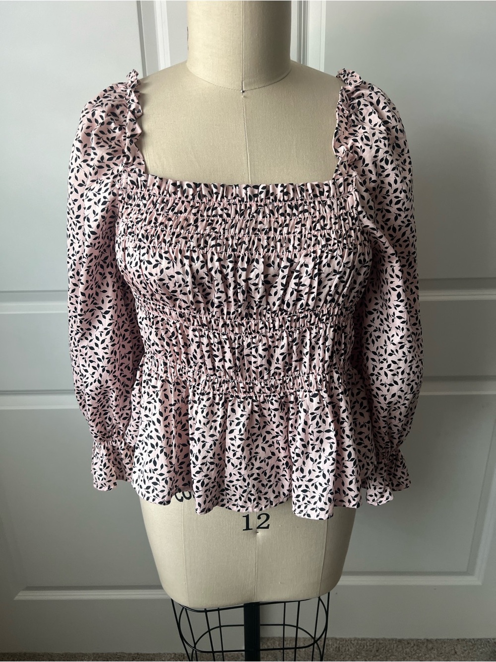New Who What Wear Pink and Black Patterned Blouse
